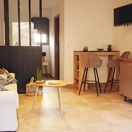 公寓 House