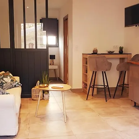 House Apartment Castirla