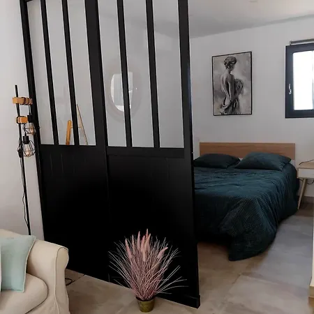 Apartment House *