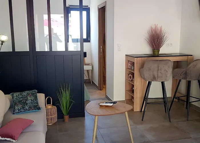 Apartment House Castirla